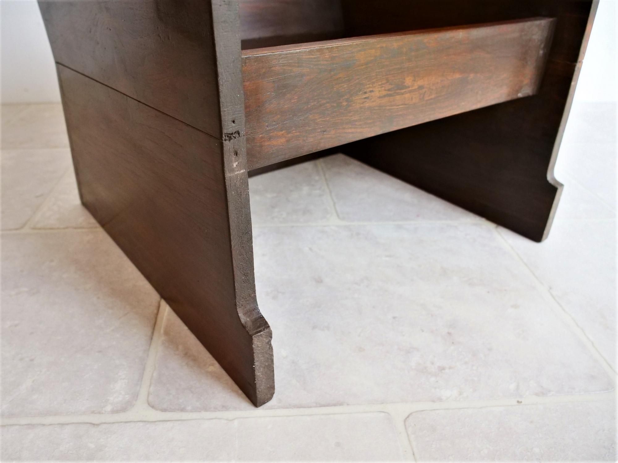Pierre Jeanneret Stool リプロダクト