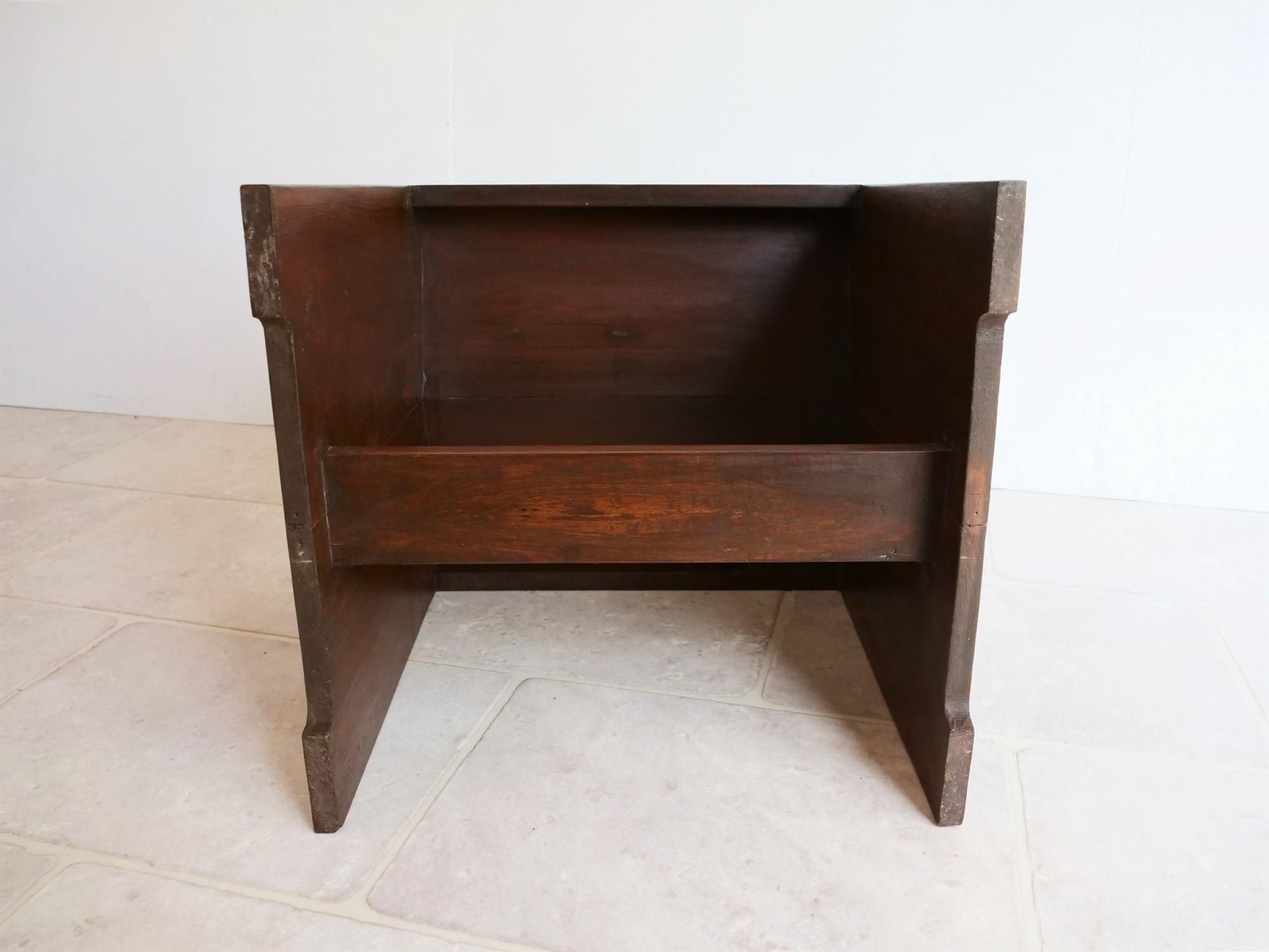 Pierre Jeanneret Stool リプロダクト