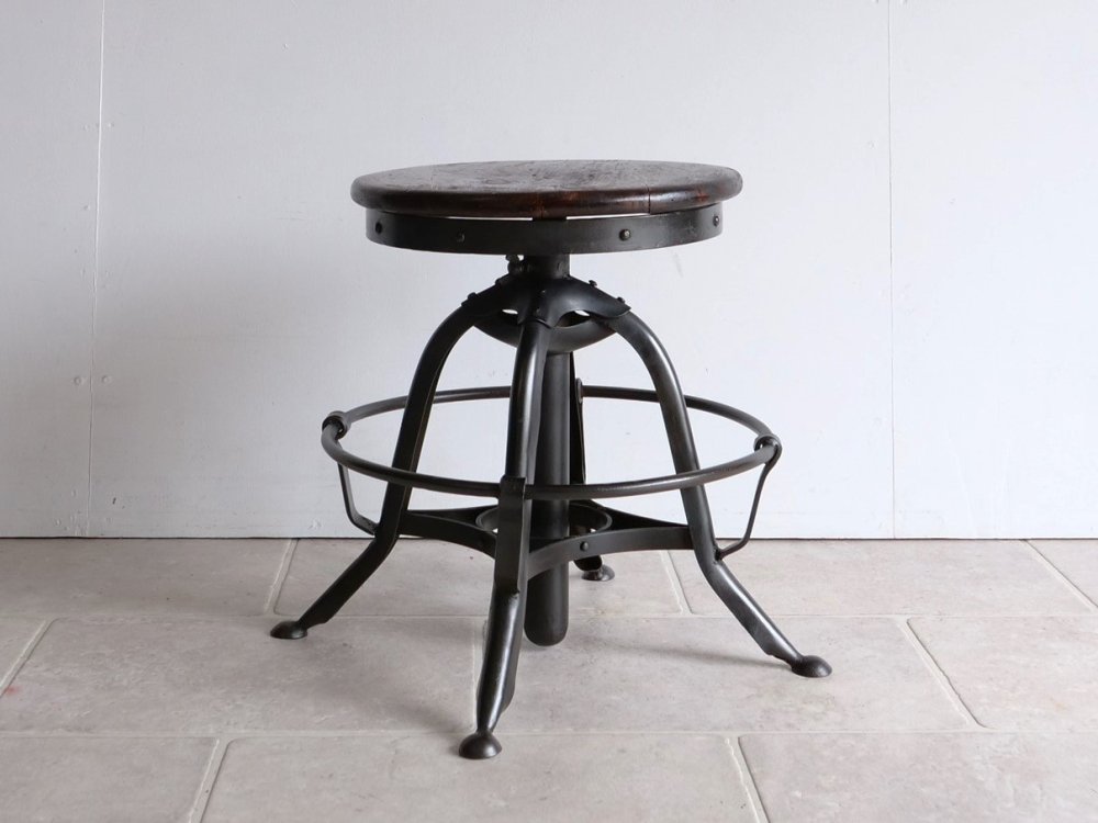 vintage model Iron stool  ġ type-B