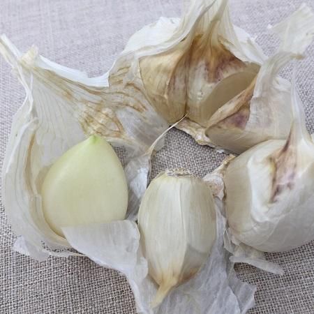 青森県産十和田ニンニク（2L.L）3キロ 青森県産にんにくB品(2Lサイズ) | 株式会社たから
