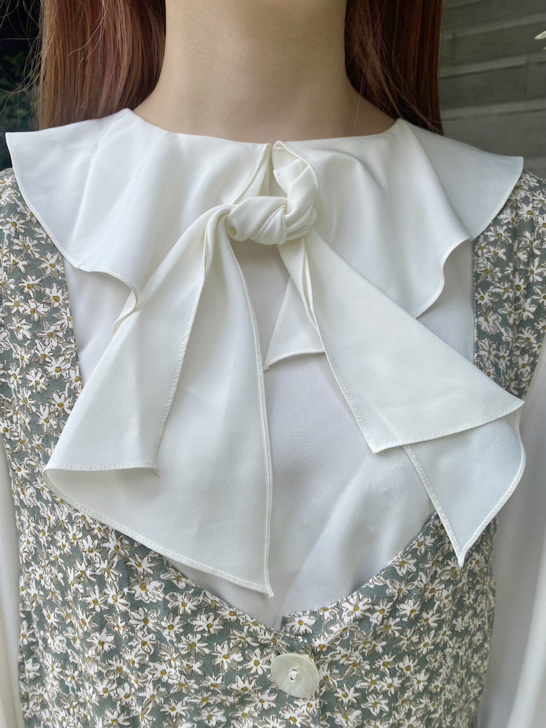 bowtie frill blouse