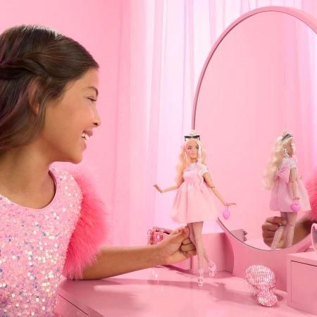 Amazon.com: Barbie Extra Doll & Accessories with Pink
