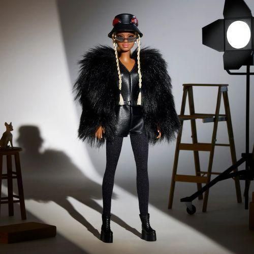 <img class='new_mark_img1' src='https://img.shop-pro.jp/img/new/icons11.gif' style='border:none;display:inline;margin:0px;padding:0px;width:auto;' />Styled By Patti Wilson Barbie Doll