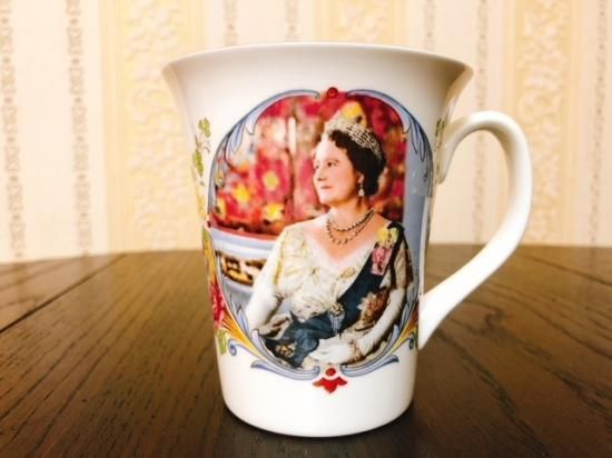 イギリス マグカップ QUEEN ELIZABETH THE 80th BIRTHDAY