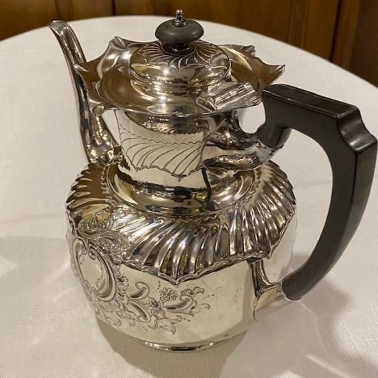 イギリス シルバープレート コーヒーポット・ティーポット