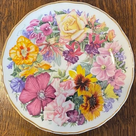 ハンガリーの名窯ヘレンド HEREND 大きなケーキ皿 ウィーンの薔薇