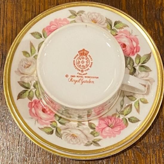 イギリス ROYAL WORCESTER(ロイヤル・ウースター) 'Royal Garden イギリス ROYAL WORCESTER(ロイヤル・ウースター) 'Royal Garden