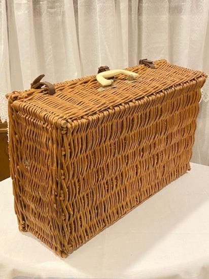 イギリス BREXTON グリーン系ピクニックバスケット イエロー薔薇 イギリス BREXTON グリーン系ピクニックバスケット イエロー薔薇
