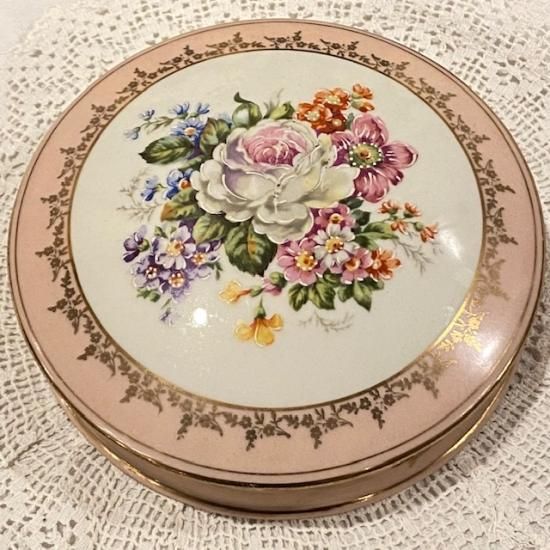 リモージュ LIMOGES小物入れ ピルケース ピンク 薔薇 金彩