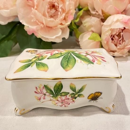 【バラ売り可】王妃さまのごちそうフェーヴ　9種　ロイヤルスイーツ　ミニチュア陶器 バラ売り可】王妃さまのごちそうフェーヴ 9種 ロイヤルスイーツ