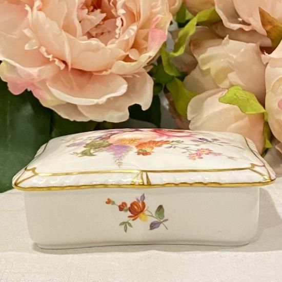 イギリス ROYAL CROWN DERBY(ロイヤルクラウンダービー) 