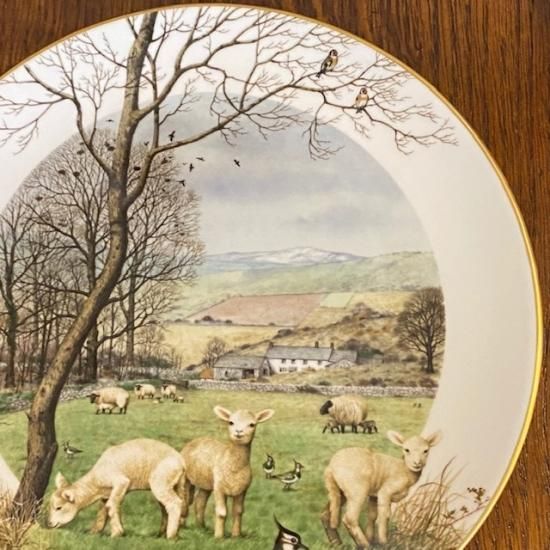 イギリス ROYAL WORCESTER(ロイヤルウースター) JANUARY'S イギリス ROYAL WORCESTER(ロイヤルウースター) JANUARY'S