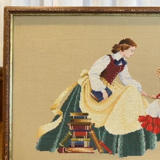 イギリス 刺繍額 おかあさんと子供達 - featherfewhouse イギリス 刺繍額 おかあさんと子供達 - featherfewhouse