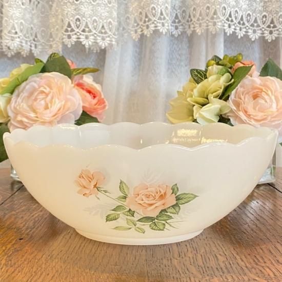 Daum france ガラス製 花形ボウル 薔薇 はやかっ Daum france ガラス製 花形ボウル 薔薇 はやかっ