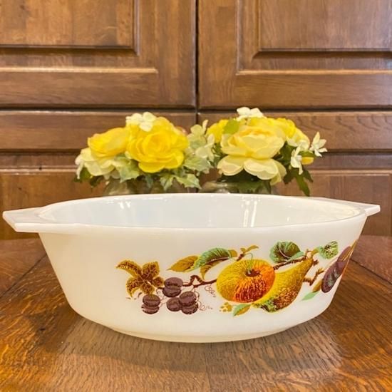 レアストーン☆Regency☆ミルクガラス＆ギブレガラス☆バタフライブローチ レアストーン☆Regency☆ミルクガラス＆ギブレガラス