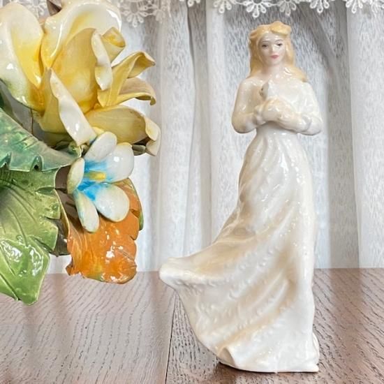イギリス ROYAL DOULTON(ロイヤルドルトン) 「LOVING YOU