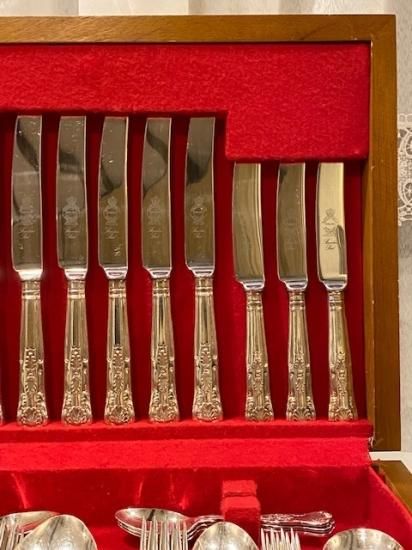 イギリス SHEFFIELD シルバープレートカトラリーセット 44本フル イギリス SHEFFIELD シルバープレートカトラリーセット 44本フル