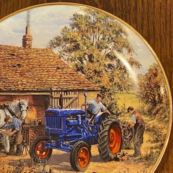イギリス Dunbury Mint(ダンバリー・ミント) 'At the Forge' by