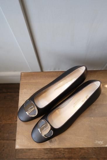 Salvatore Ferragamo FRUITFUL ダークブラウン シューズ | 6 1/2 Salvatore Ferragamo FRUITFUL ダークブラウン シューズ | 6 1/2