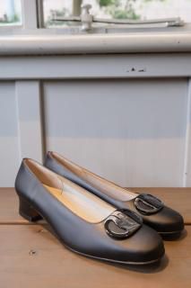 S.Ferragamo.FRUITFUL.darkbrown.6 1/2