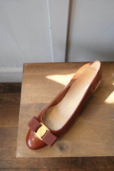 S.Ferragamo VARA | ブラウン ヴァラパンプス サイズ6 S.Ferragamo VARA | ブラウン ヴァラパンプス サイズ6