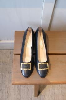 S.Ferragamo.MALLET.navy.5 1/2