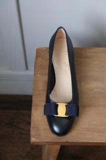 S.Ferragamo.VARA.navy 5