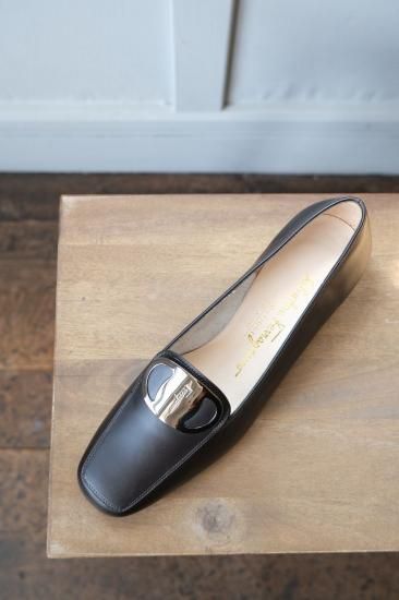 Salvatore Ferragamo FRUITFUL ダークブラウン シューズ | 6 1/2 Salvatore Ferragamo FRUITFUL ダークブラウン シューズ | 6 1/2