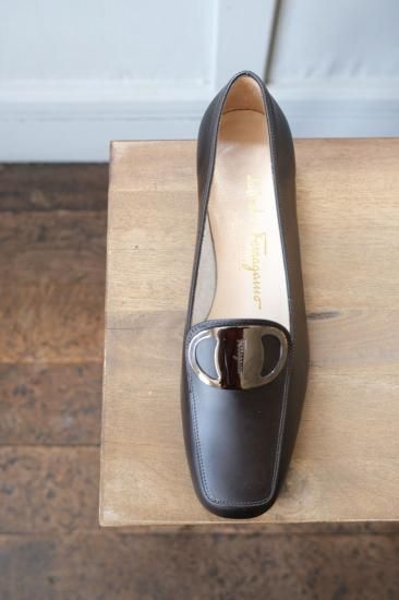 Salvatore Ferragamo FRUITFUL ダークブラウン シューズ | 6 1/2 Salvatore Ferragamo FRUITFUL ダークブラウン シューズ | 6 1/2
