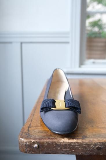 サルヴァトーレフェラガモ ヴァラパンプス | ネイビー 5 - lamadri