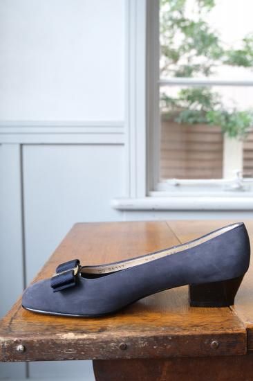 未使用 Salvatore Ferragamo ヴァラリボン パンプス ネイビー サルヴァトーレフェラガモ ヴァラパンプス | ネイビー 5 - lamadri