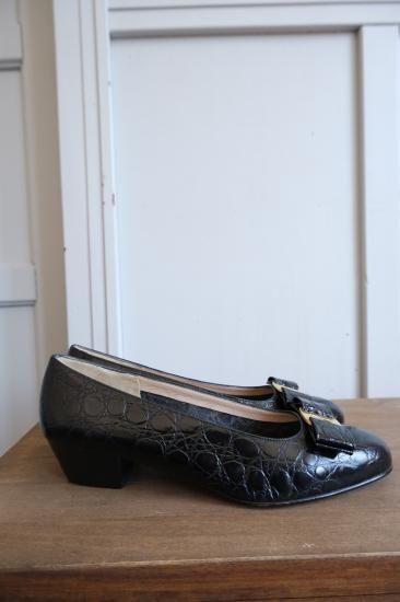 フェラガモ ヴァラ　パンプス　黒　6 Salvatore Ferragamo サルヴァトーレフェラガモ ヴァラプレート