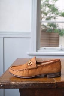 GUCCI.1000255.brown suede 36 1/2