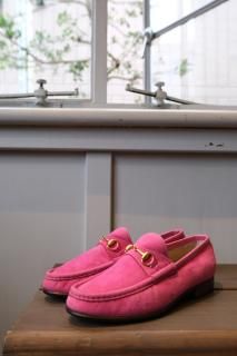 GUCCI.100 255.pink suede 36