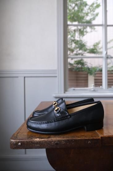 GUCCI.1000255/1.black×gold 36 | ビットローファーのデザイン