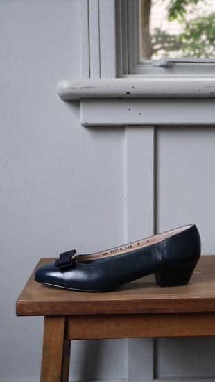 【美品】フェラガモ  ヴィンテージ パンプス Ferragamo フェラガモ パンプス ブラック レディース Salvatore Ferragamo