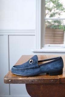 GUCCI.1000255.navy.suede 36 1/2