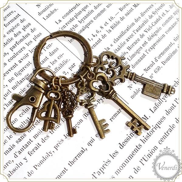 アンティーク調 鍵 キーホルダー ハンドメイド キーチャーム アンティーク ハート 神戸の雑貨屋 Venerdi Store 通販サイト