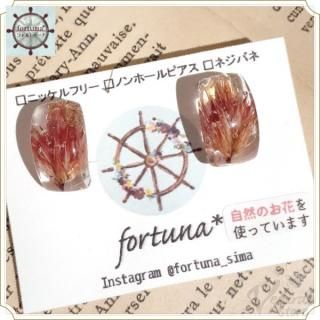 ケイトウのピアス&ノンホールピアス