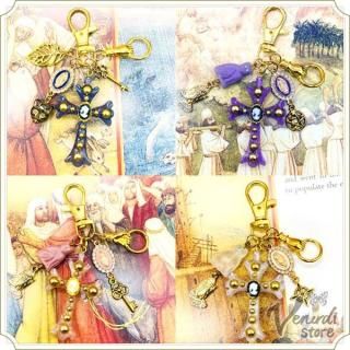 Cross key holder