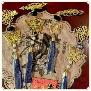 <img class='new_mark_img1' src='https://img.shop-pro.jp/img/new/icons32.gif' style='border:none;display:inline;margin:0px;padding:0px;width:auto;' />装飾クリップ（蝶）