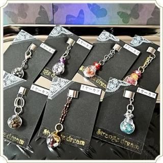 <img class='new_mark_img1' src='https://img.shop-pro.jp/img/new/icons14.gif' style='border:none;display:inline;margin:0px;padding:0px;width:auto;' />イヤーカフ（バラ&天然石）