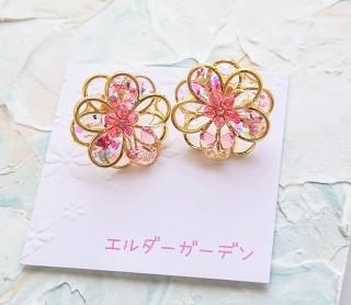 <img class='new_mark_img1' src='https://img.shop-pro.jp/img/new/icons26.gif' style='border:none;display:inline;margin:0px;padding:0px;width:auto;' />『Flower solid』八重蝶ピアス（レッド）
