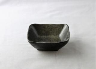 WB923　小鉢／四角（黒）・丹波焼
