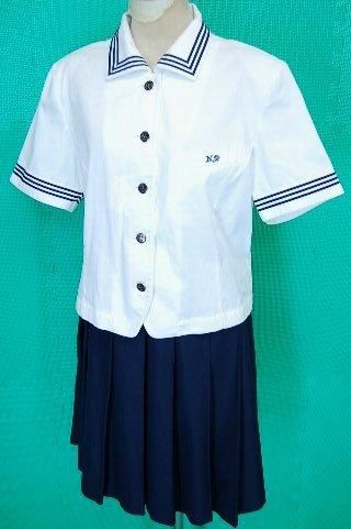 軰⹻