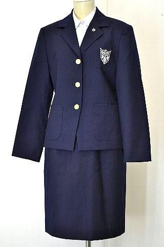 甲南女子大学 制服 校章 裏地つき - 制服買取-専門店 | 摩天楼