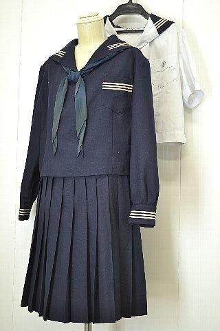 戸板女子高等学校 制服 制服買取 専門店 摩天楼