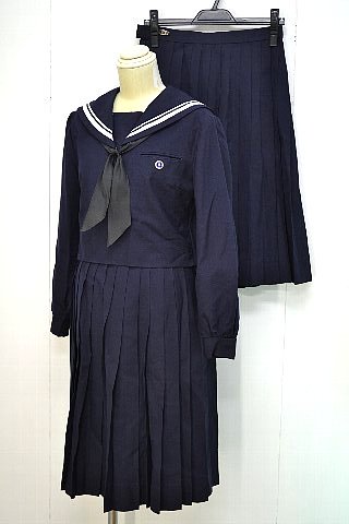 札幌静修高等学校 制服 冬 - 制服買取-専門店 | 摩天楼