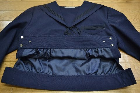 神戸山手女子高等学校 冬服 アンダーベスト付 - 制服買取-専門店 | 摩天楼