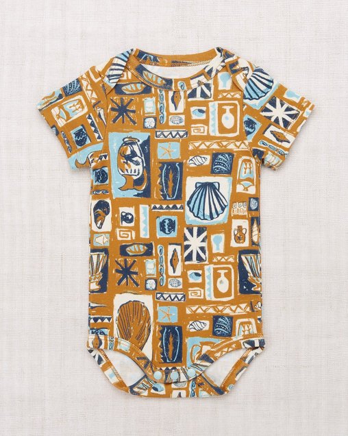 <img class='new_mark_img1' src='https://img.shop-pro.jp/img/new/icons14.gif' style='border:none;display:inline;margin:0px;padding:0px;width:auto;' /> SS24 Misha&Puff Short Sleeve Lap Onesie(12-18m,18-24m)